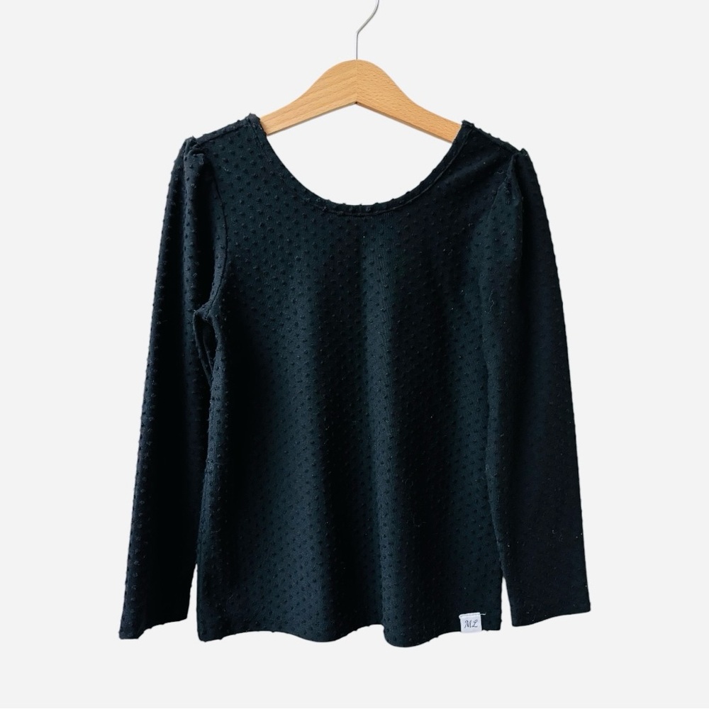 Makena Lane Swiss Dot LS Puff Sleeve Top | Black